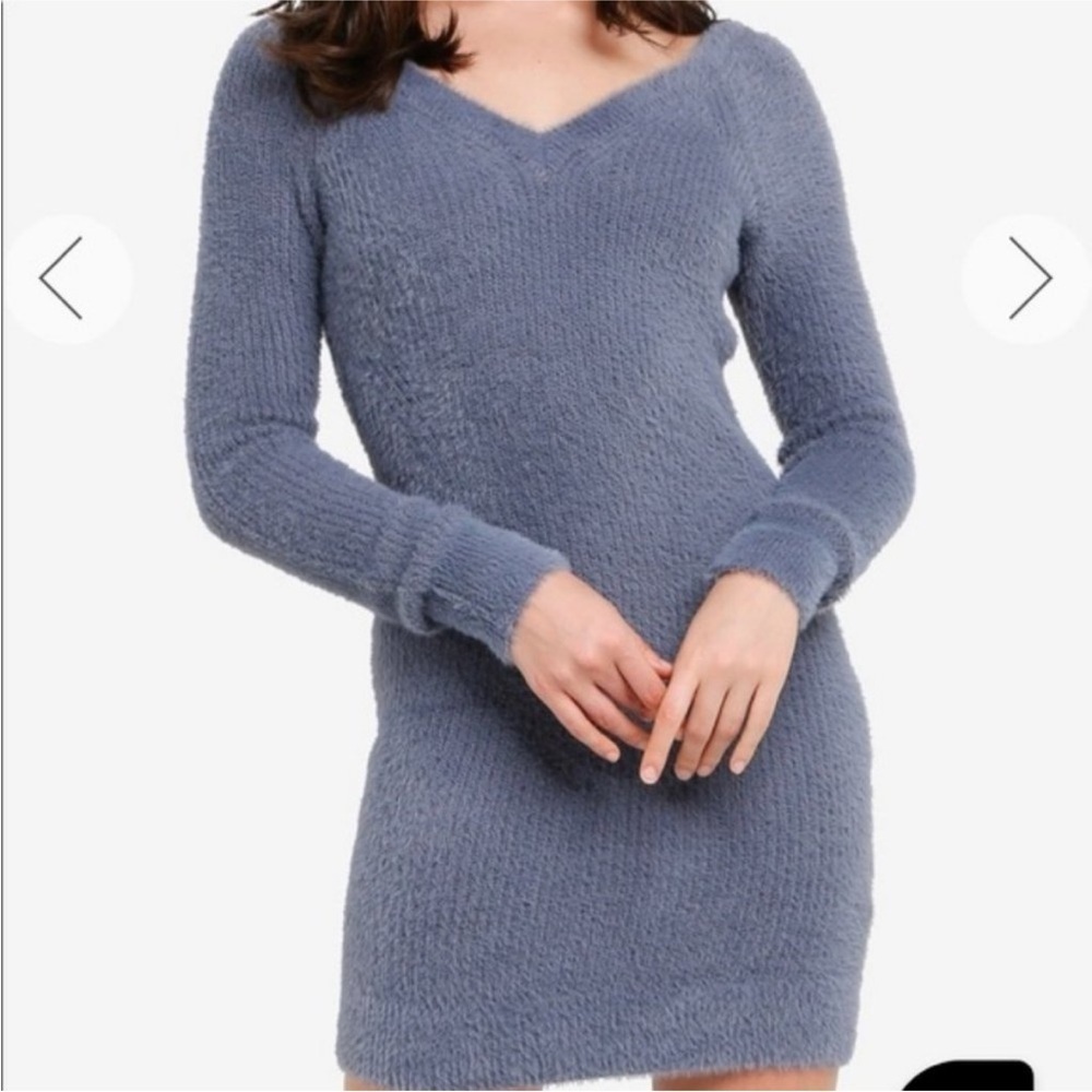 NWOT Abercrombie & Fitch - Soft AF Fuzzy V-Neckline Mini Dress - CREAM